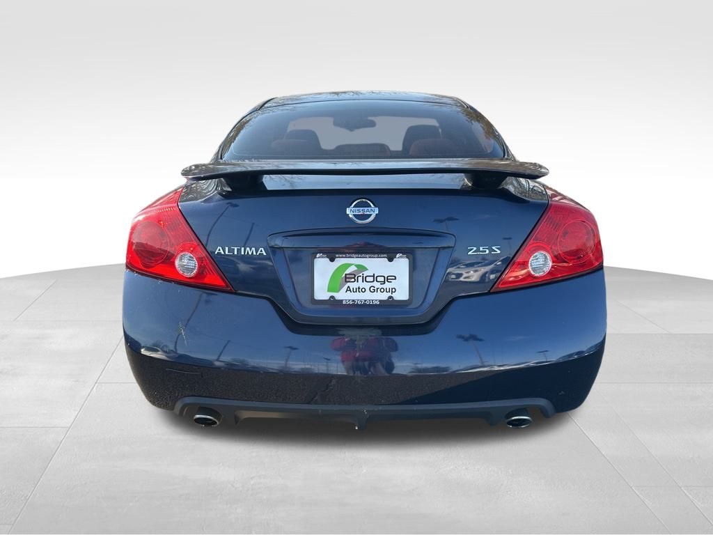 2012 Nissan Altima 2.5 S Image 6 of 19