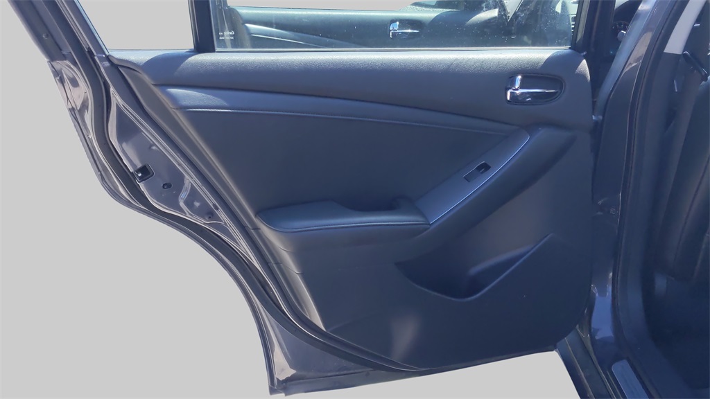 2012 Nissan Altima 2.5 SL Image 24 of 30