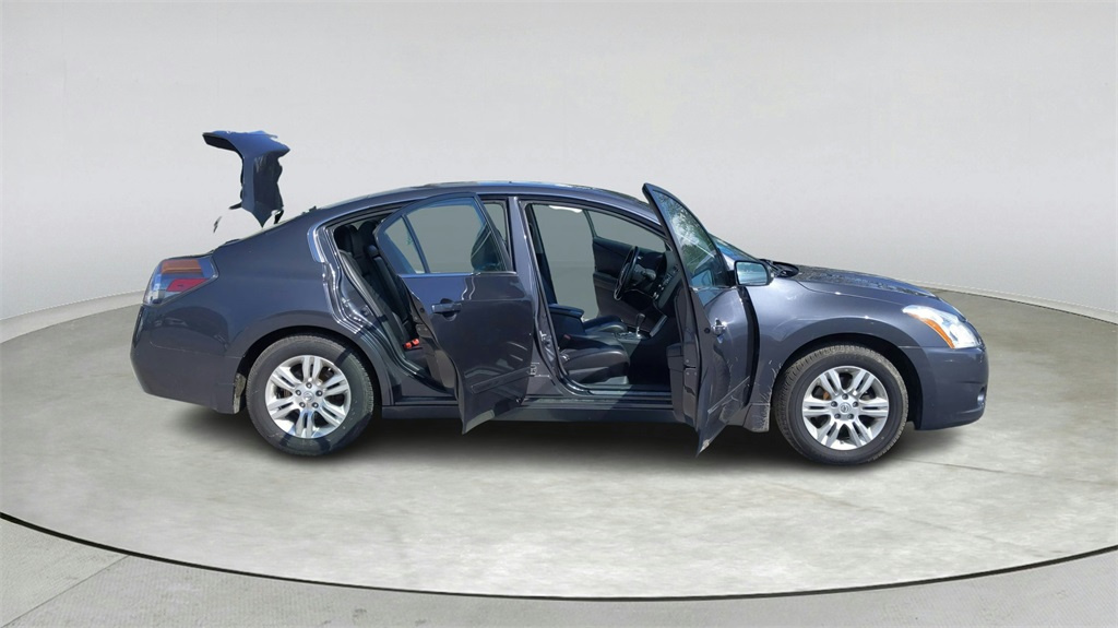 2012 Nissan Altima 2.5 SL Image 8 of 30