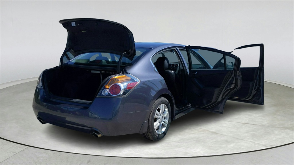 2012 Nissan Altima 2.5 SL Image 10 of 30