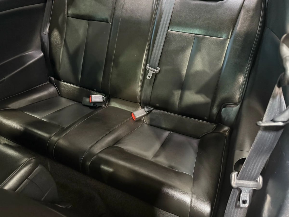 Vehicle image 14 of 24