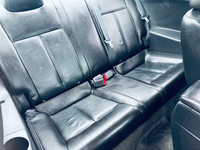 Vehicle image 15 of 30