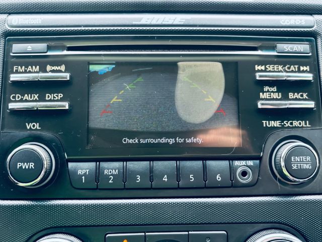 Vehicle image 23 of 30