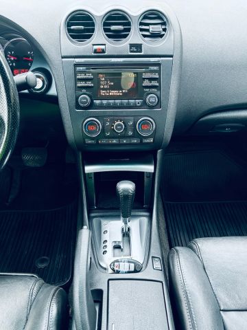 Vehicle image 29 of 30