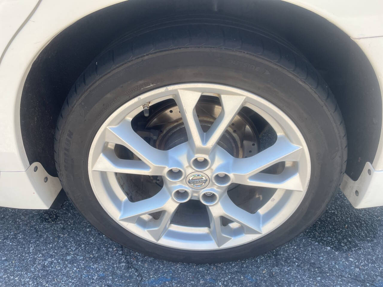 Vehicle image 11 of 30