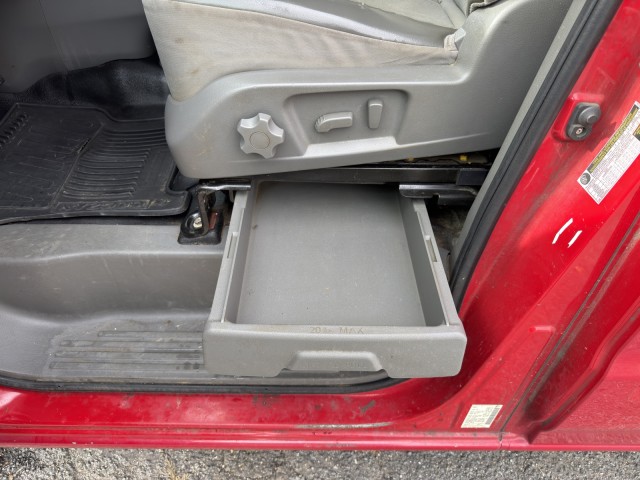 2012 Nissan NV SV Image 22 of 23