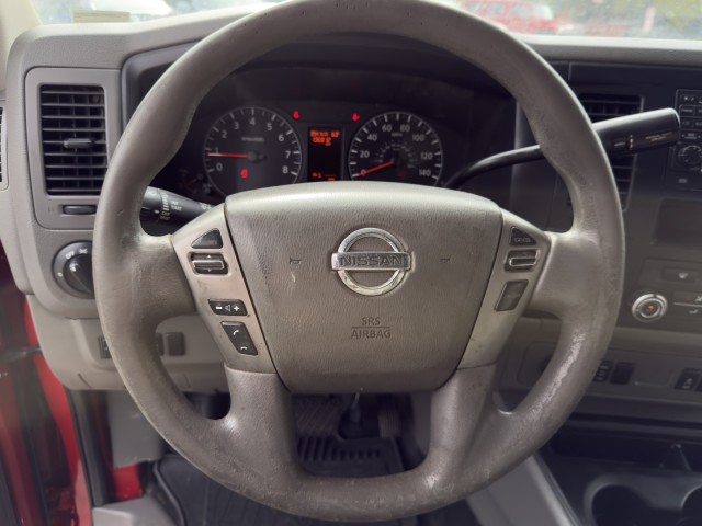 2012 Nissan NV SV Image 12 of 23