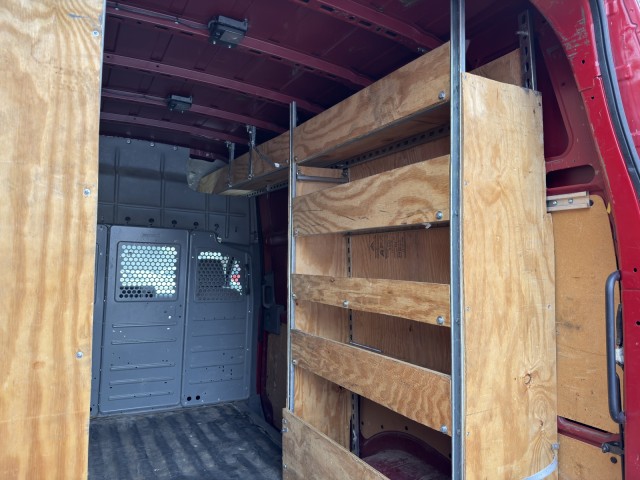 2012 Nissan NV SV Image 6 of 23