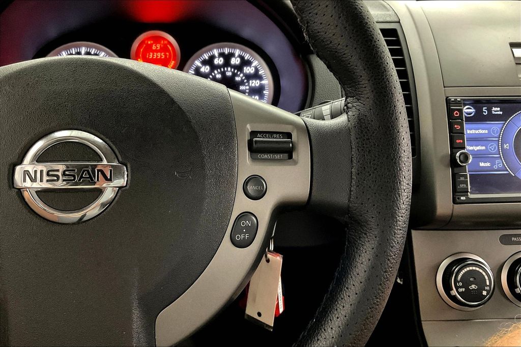 Vehicle image 22 of 38