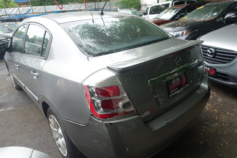 Vehicle image 6 of 21