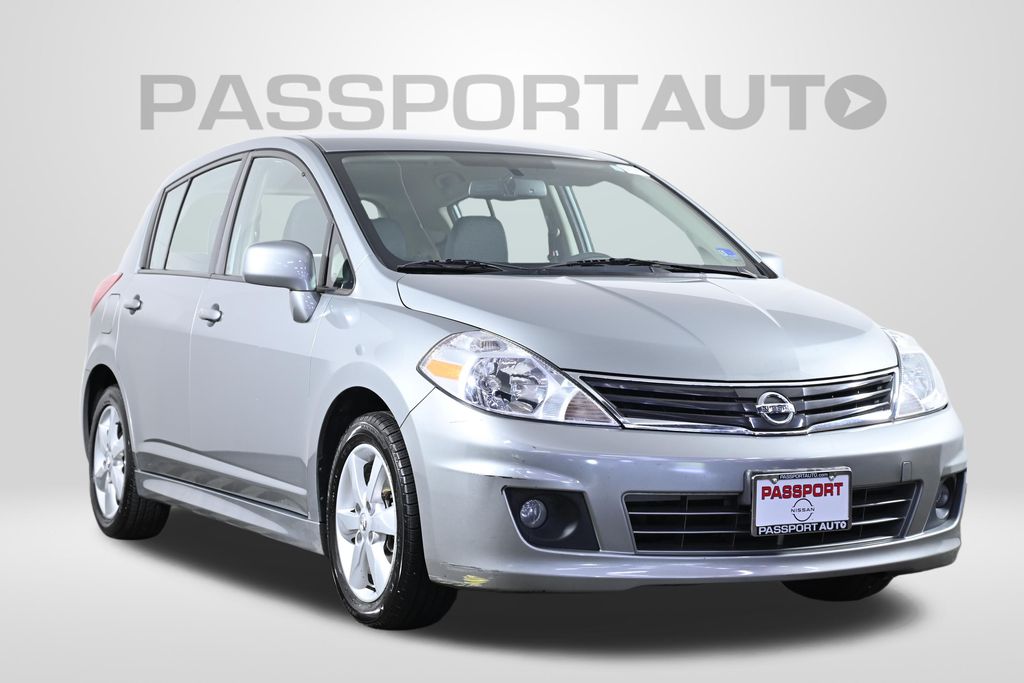 2012 Nissan Versa SL Image 3 of 27