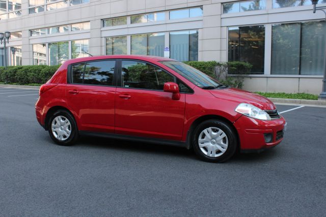2012 Nissan Versa S Image 3 of 24