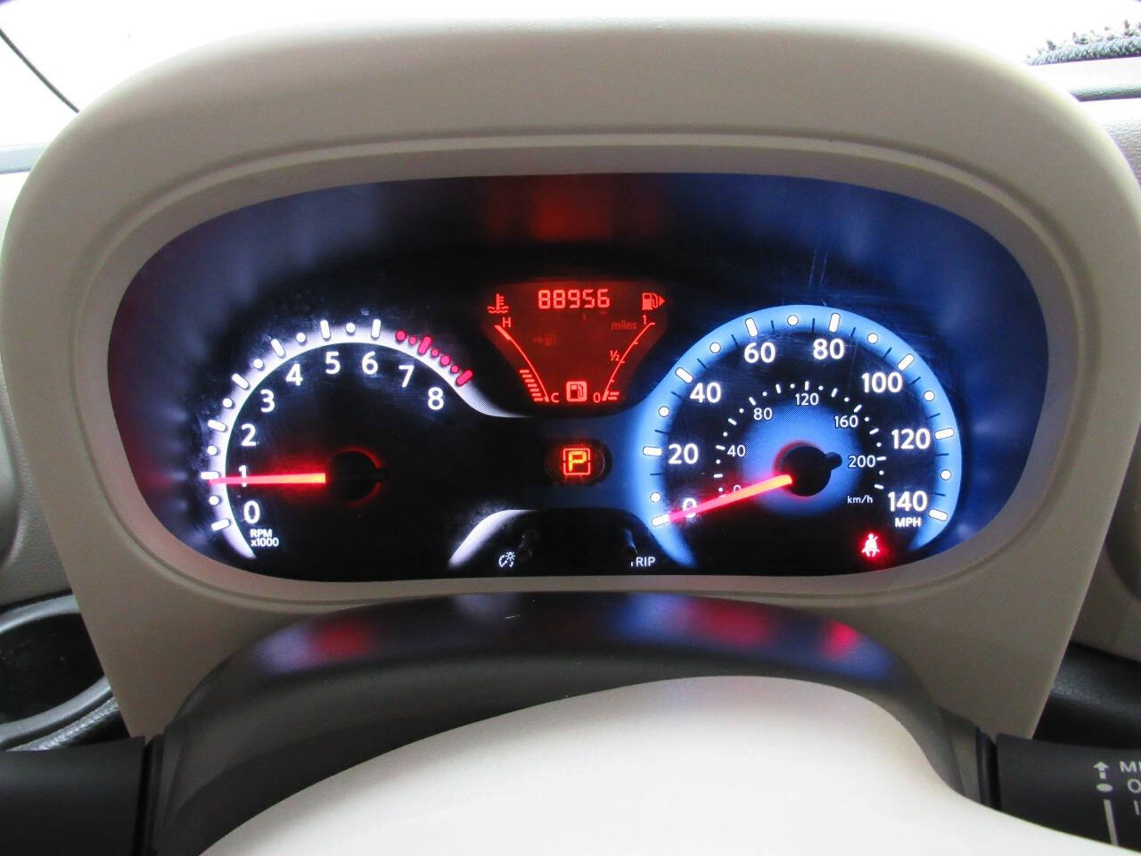 2012 Nissan Cube 1.8 S Image 18 of 23