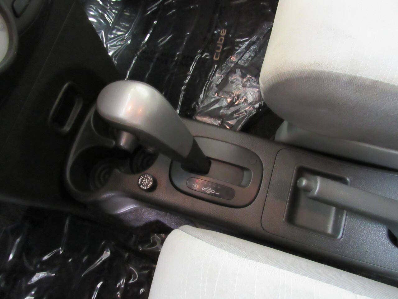 2012 Nissan Cube 1.8 S Image 16 of 23