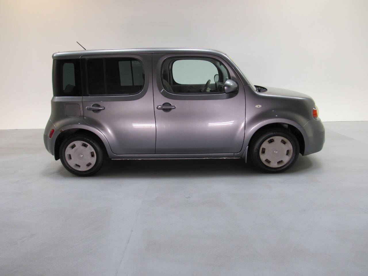 2012 Nissan Cube 1.8 S Image 6 of 23