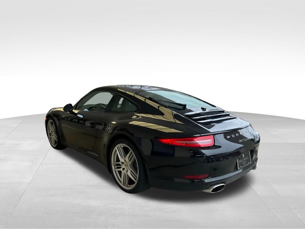 Vehicle image 8 of 37