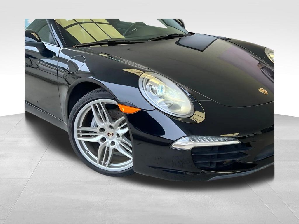 Vehicle image 4 of 37