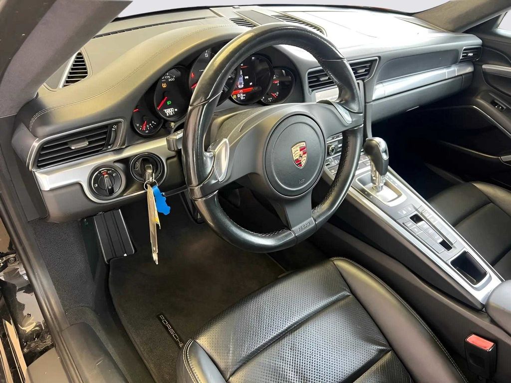Vehicle image 27 of 37