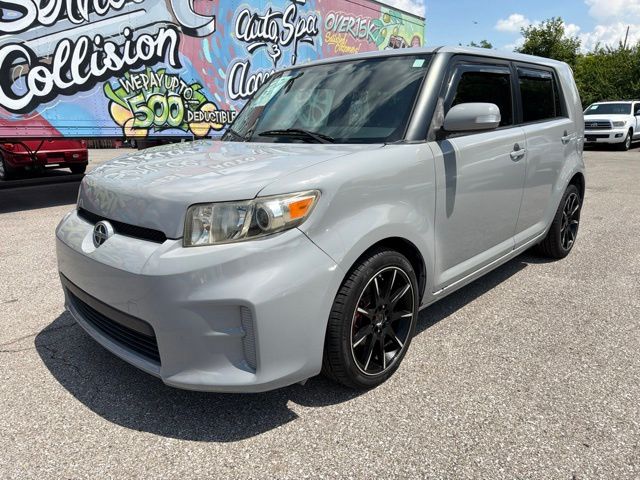 2012 Scion xB Base Image 1 of 31