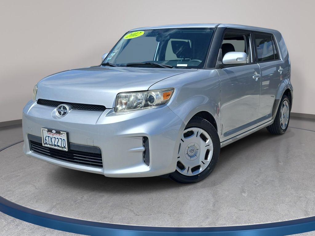 2012 Scion xB Base Image 1 of 31