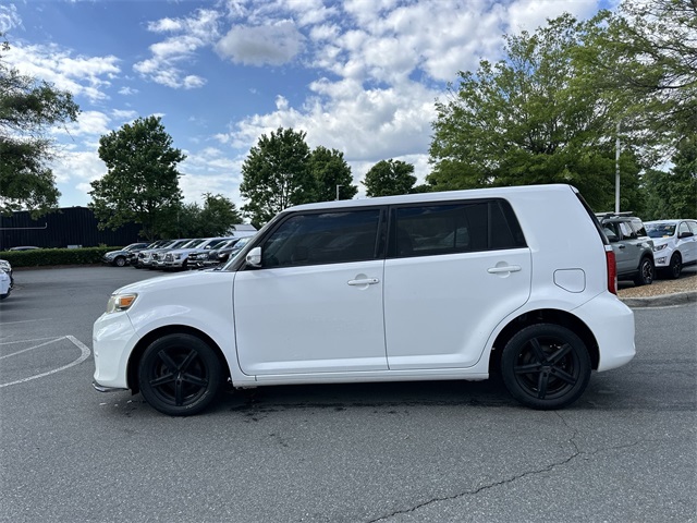 2012 Scion xB Release Series 9.0 Image 8 of 11