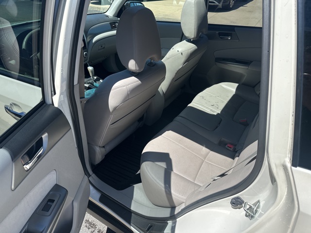 2012 Subaru Forester 2.5X Limited Image 11 of 21