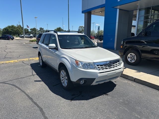2012 Subaru Forester 2.5X Limited Image 3 of 21
