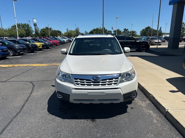 2012 Subaru Forester 2.5X Limited Image 2 of 21