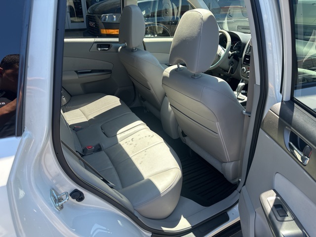 2012 Subaru Forester 2.5X Limited Image 9 of 21