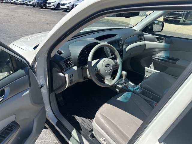 2012 Subaru Forester 2.5X Limited Image 12 of 21