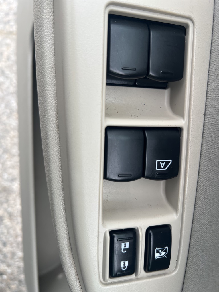 2012 Subaru Outback 2.5i Image 51 of 53