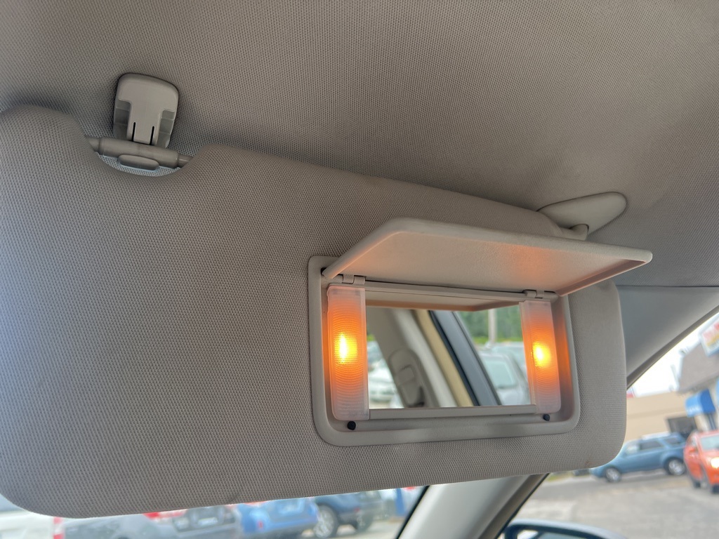 2012 Subaru Outback 2.5i Image 36 of 53