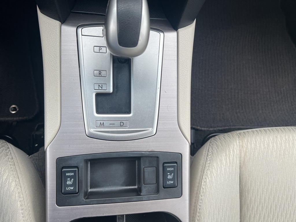 2012 Subaru Outback 2.5i Image 44 of 53
