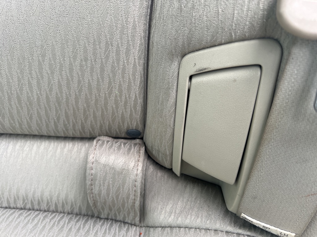 2012 Subaru Outback 2.5i Image 39 of 53