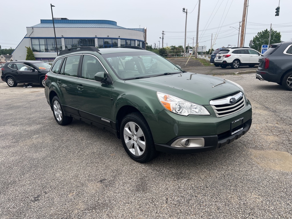 2012 Subaru Outback 2.5i Image 3 of 53