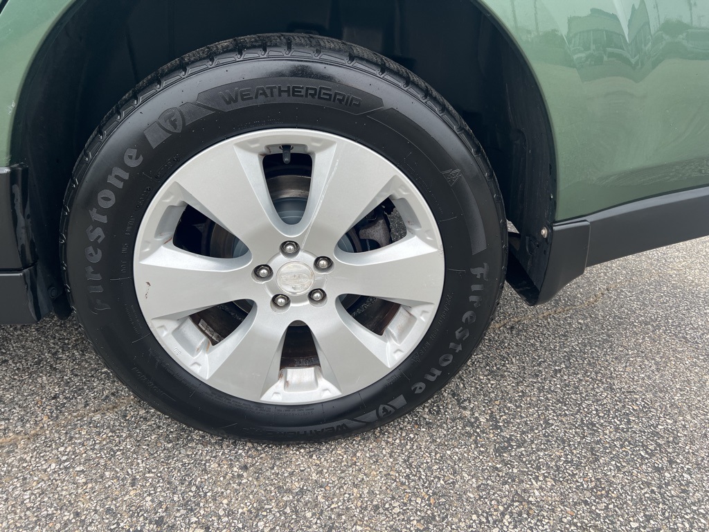 2012 Subaru Outback 2.5i Image 10 of 53