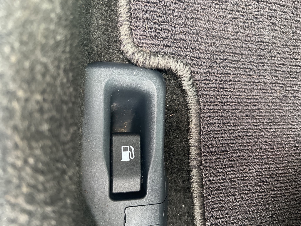 2012 Subaru Outback 2.5i Image 34 of 53