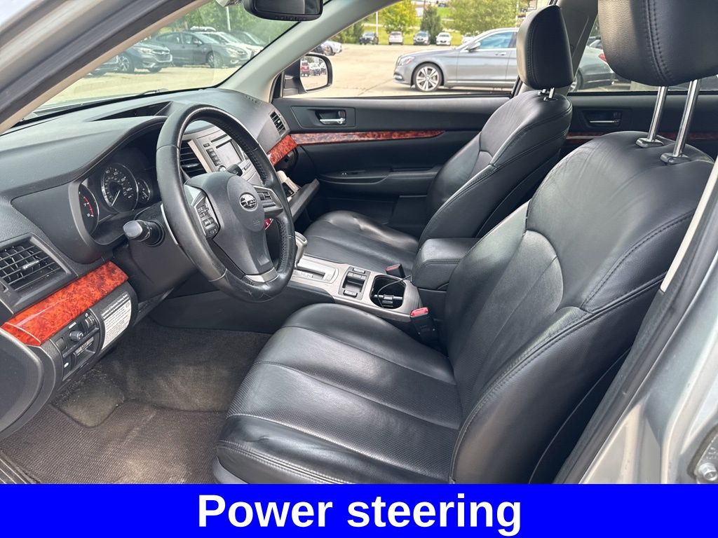 Vehicle image 16 of 19