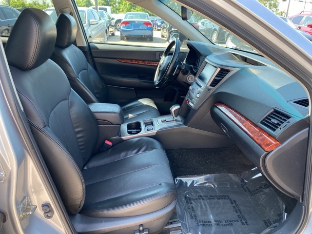 2012 Subaru Outback 2.5i Limited Image 20 of 33