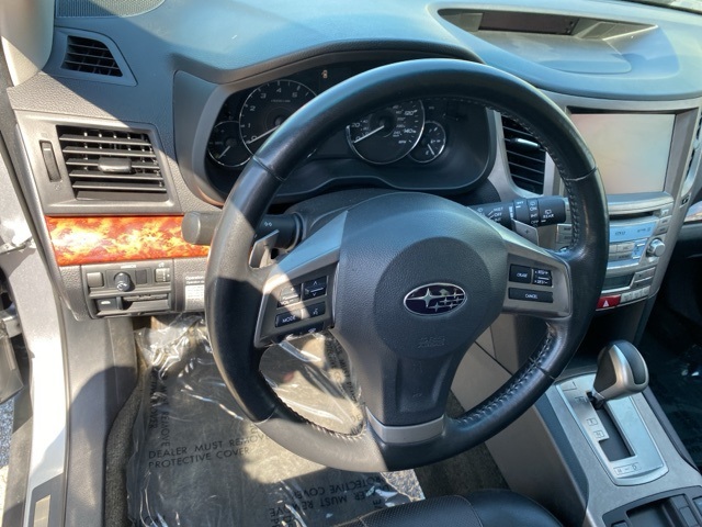 2012 Subaru Outback 2.5i Limited Image 25 of 33