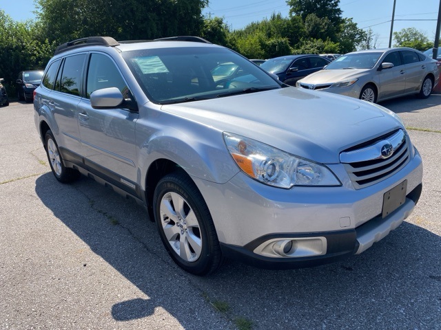 2012 Subaru Outback 2.5i Limited Image 3 of 33