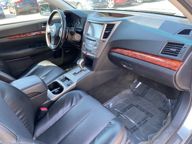 2012 Subaru Outback 2.5i Limited Image 26 of 33