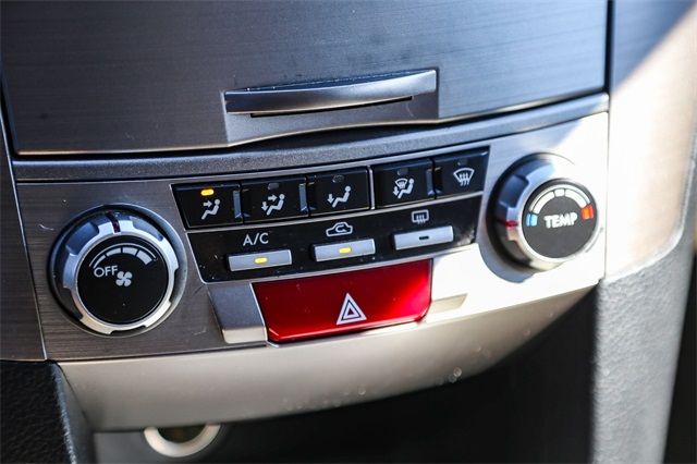 2012 Subaru Outback 2.5i Premium Image 24 of 25