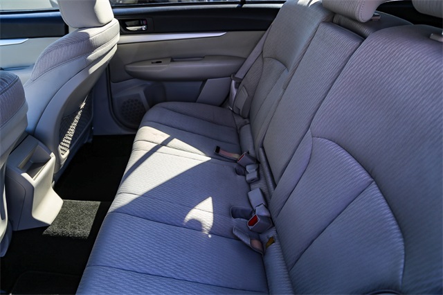 2012 Subaru Outback 2.5i Premium Image 12 of 25