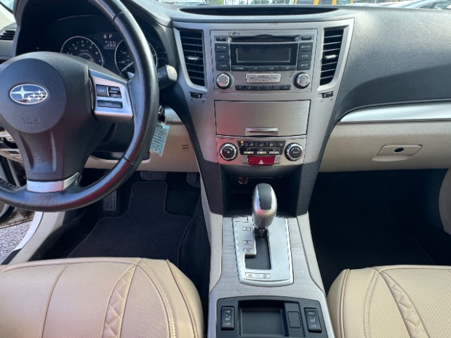 2012 Subaru Outback 2.5i Premium Image 23 of 26