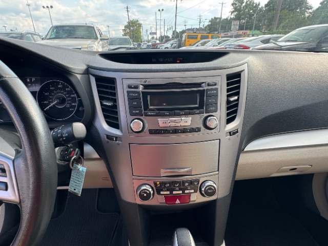 2012 Subaru Outback 2.5i Premium Image 22 of 26