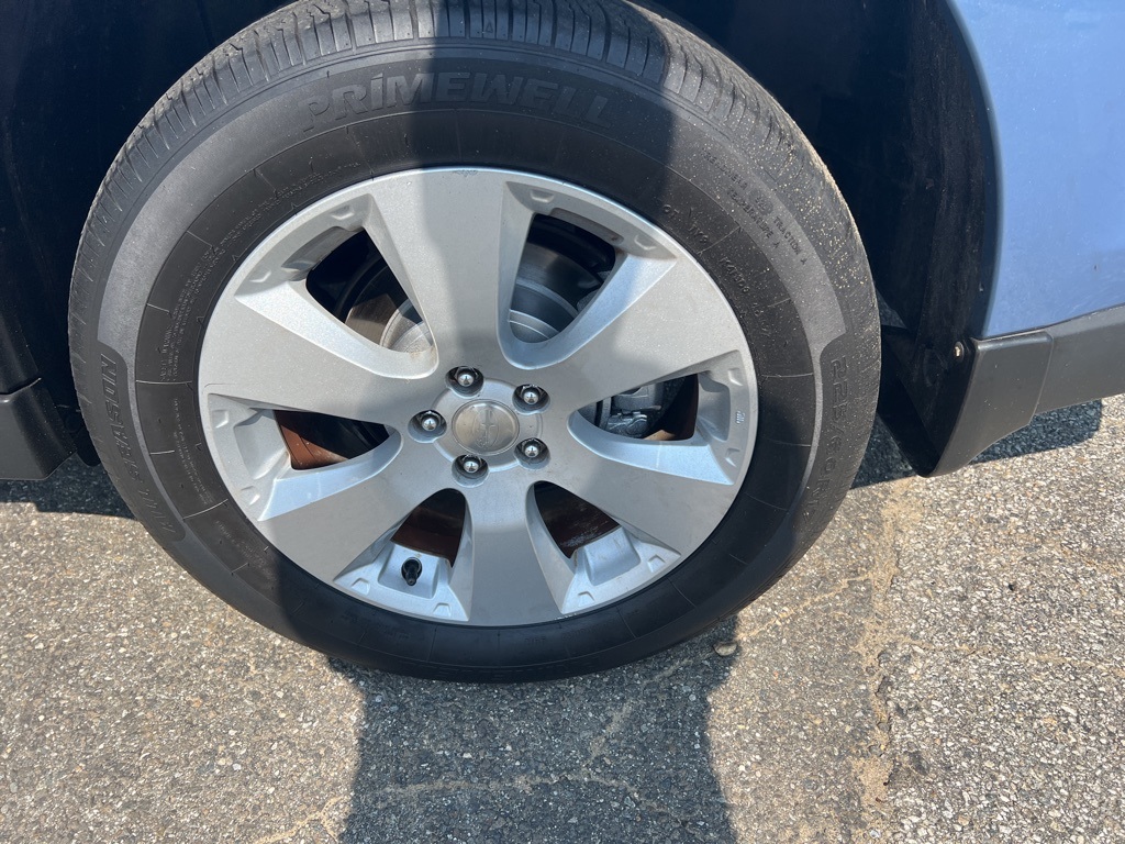 2012 Subaru Outback 2.5i Premium Image 9 of 53