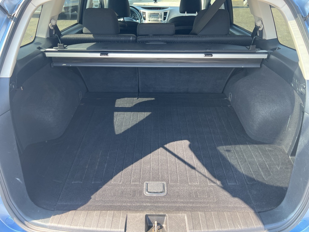 2012 Subaru Outback 2.5i Premium Image 13 of 53