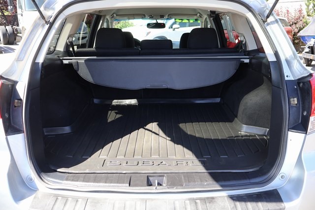 Vehicle image 9 of 42