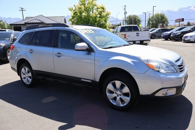 Vehicle image 4 of 42